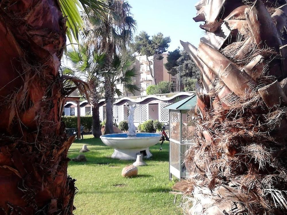 Hotel Federico II Napoli Esterno foto