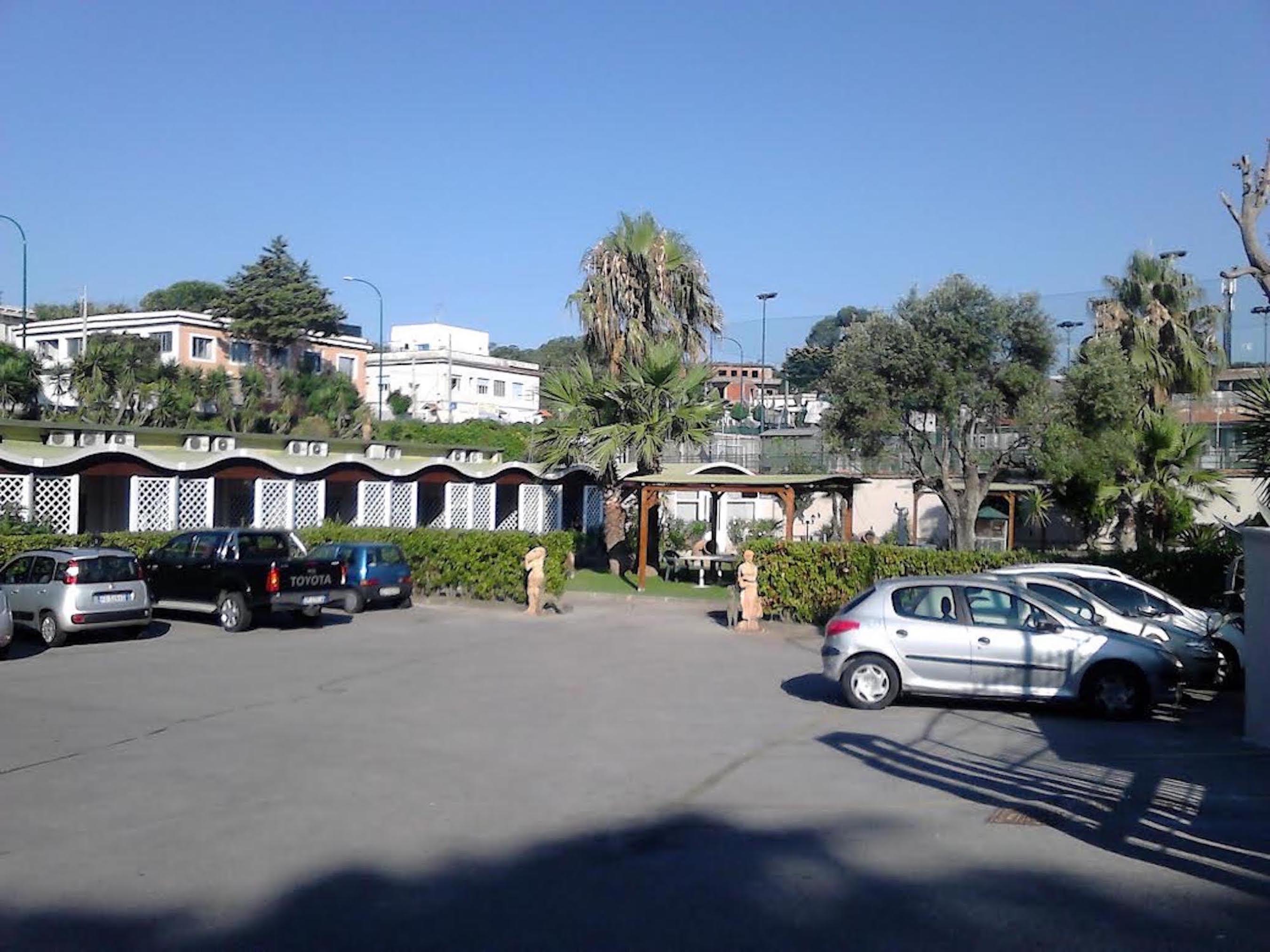 Hotel Federico II Napoli Esterno foto