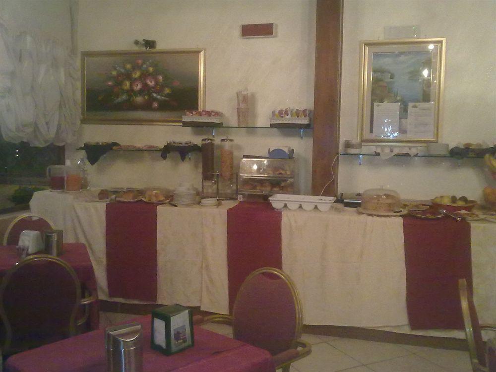 Hotel Federico II Napoli Esterno foto